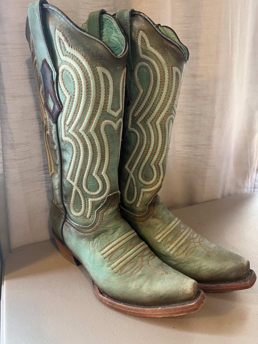 Women’s Corral Snip Toe Turquoise Western Boot